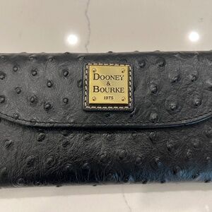 black wallet